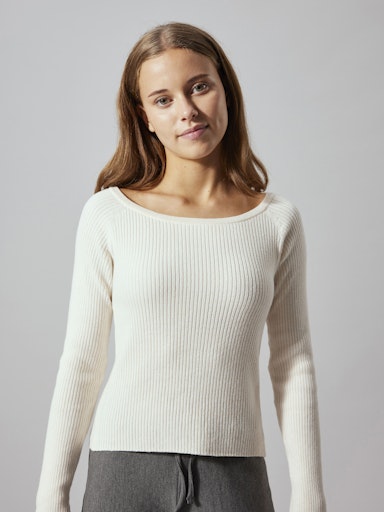 LMTD STRIKKET TOPP NLFLARIN LS BOATNECK