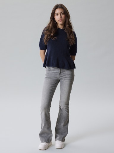 LMTD TOPP NLFLODET SS SHORT PEPLUM KNIT